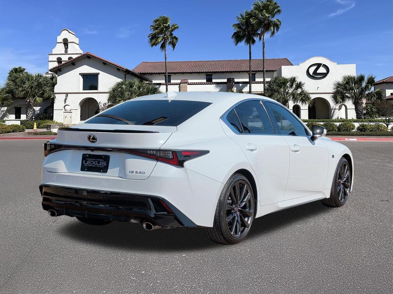 2024 Lexus IS 350 F SPORT Design