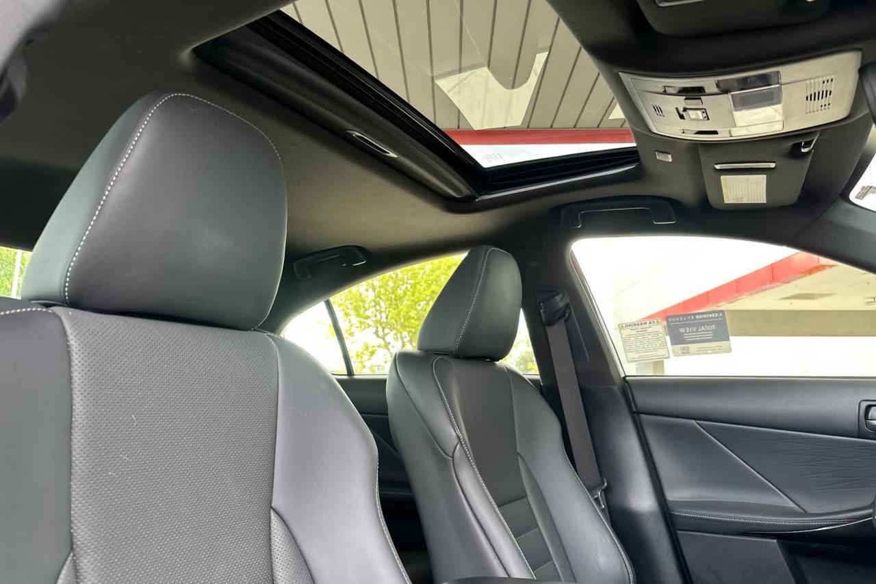 2024 Lexus IS 350 F SPORT Roseville CA