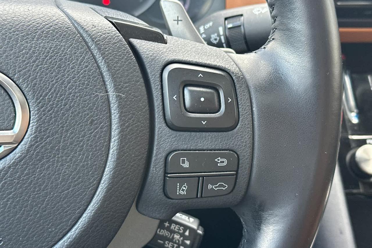 2024 Lexus IS F SPORT Design Roseville CA