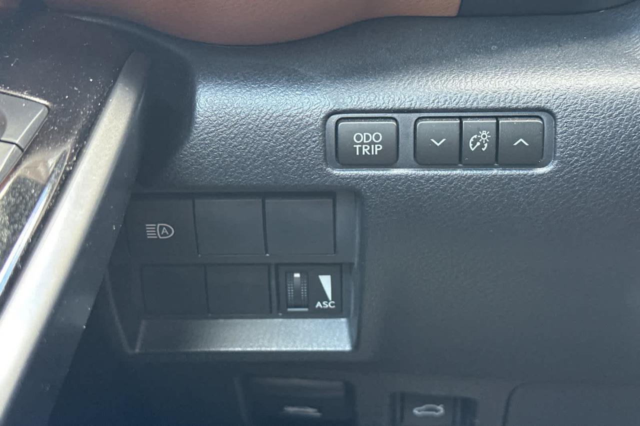 2024 Lexus IS F SPORT Design Roseville CA