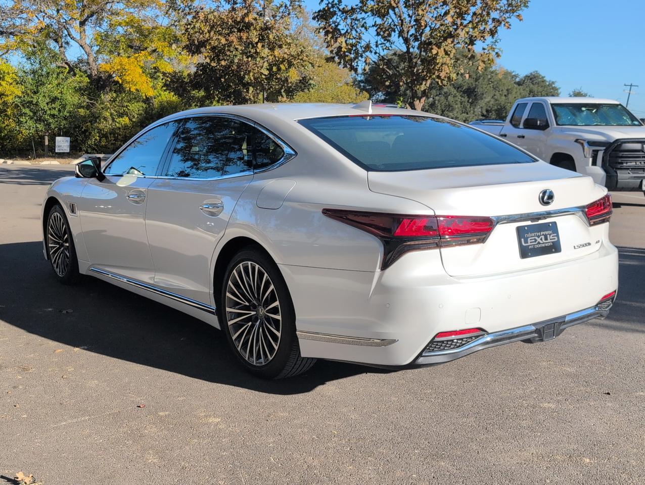 2024 Lexus LS 500h