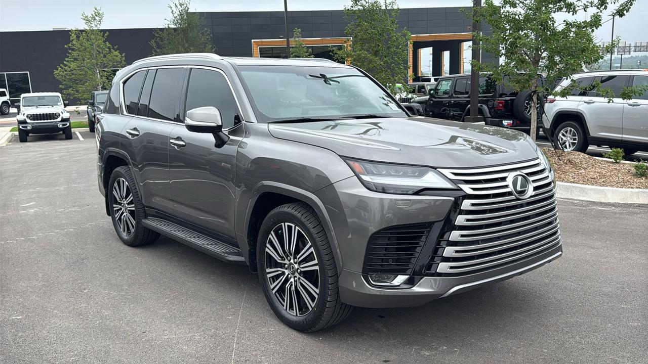 2024 Lexus LX 600 Luxury