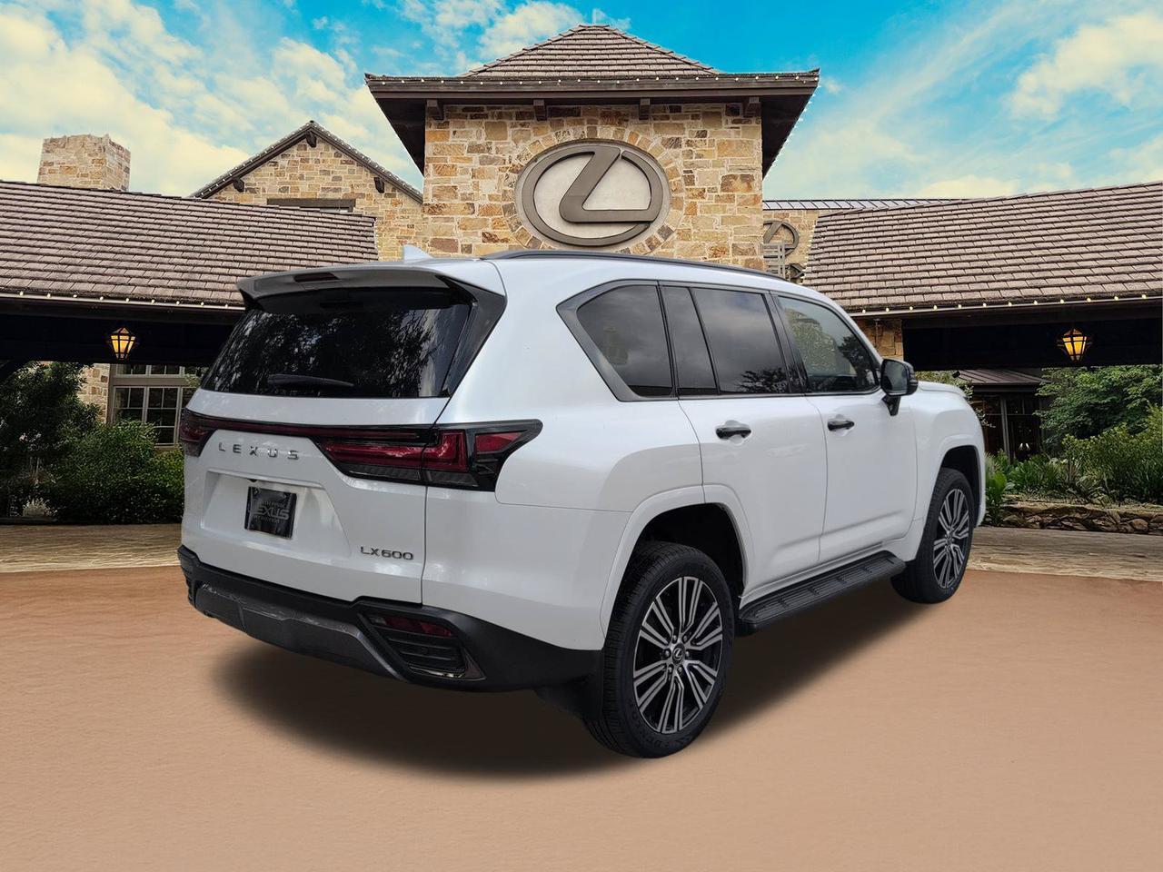 2024 Lexus LX 600 Luxury