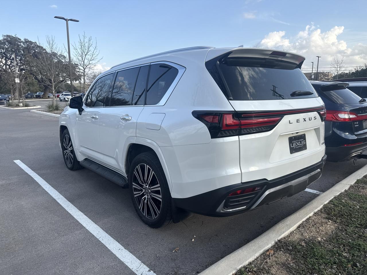 2024 Lexus LX 600 Luxury