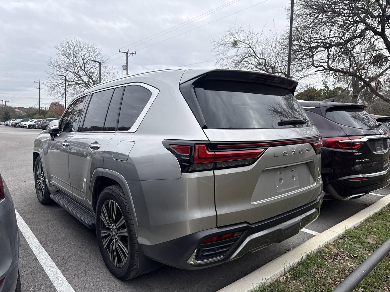 2024 Lexus LX 600 Luxury