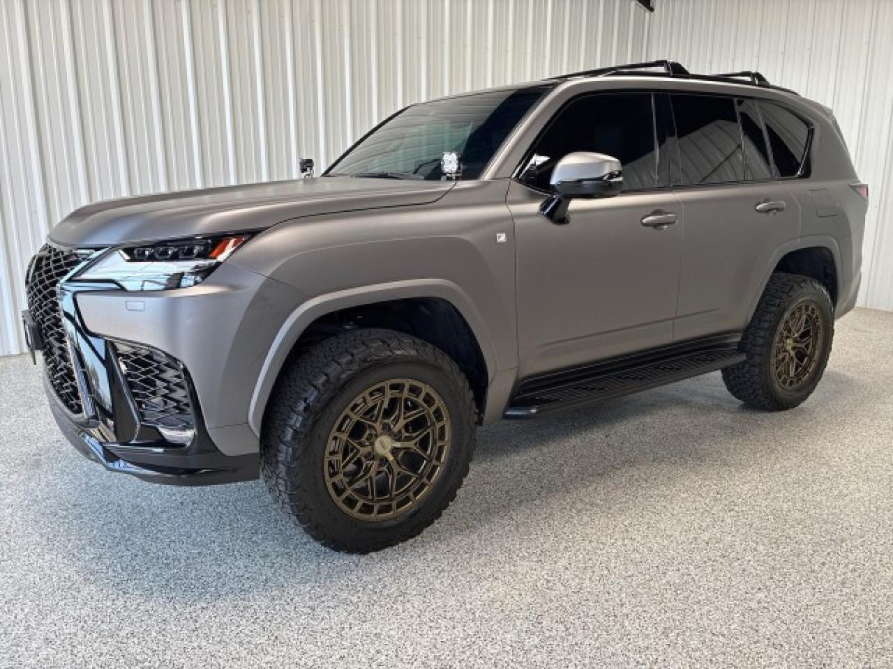 2024 Lexus LX600 F-SPORT, ML 25-Speaker Sound, Acitve Height Control, Vossen Whee