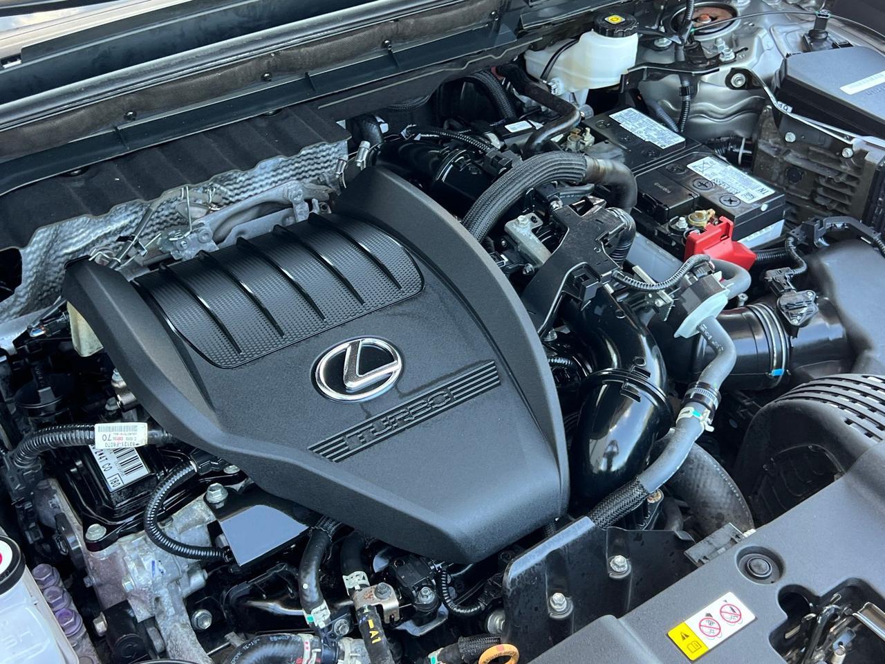 2024 Lexus NX 350 - Photo 37