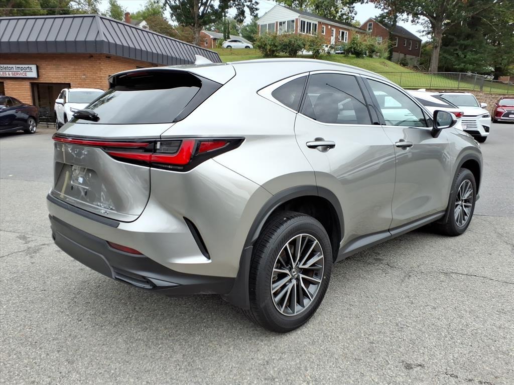 2024 Lexus NX 350h .