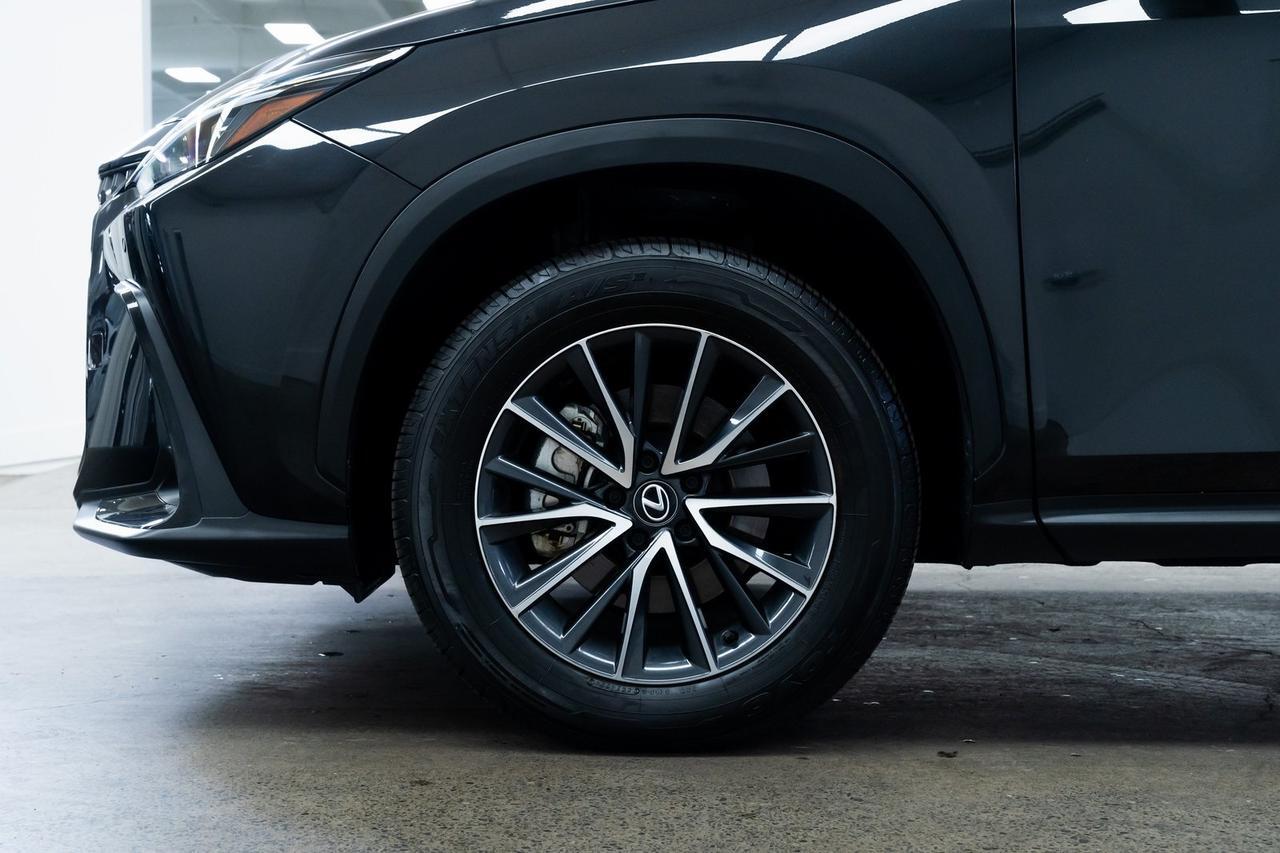 2024 Lexus NX 350h Premium 1 Owner Vented Seats Moonroof Portland OR