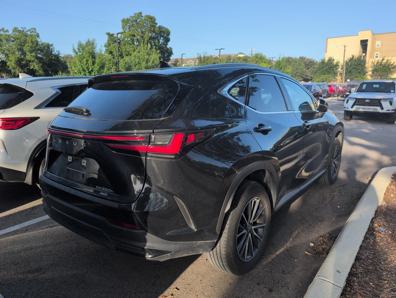 2024 Lexus NX 350h Premium