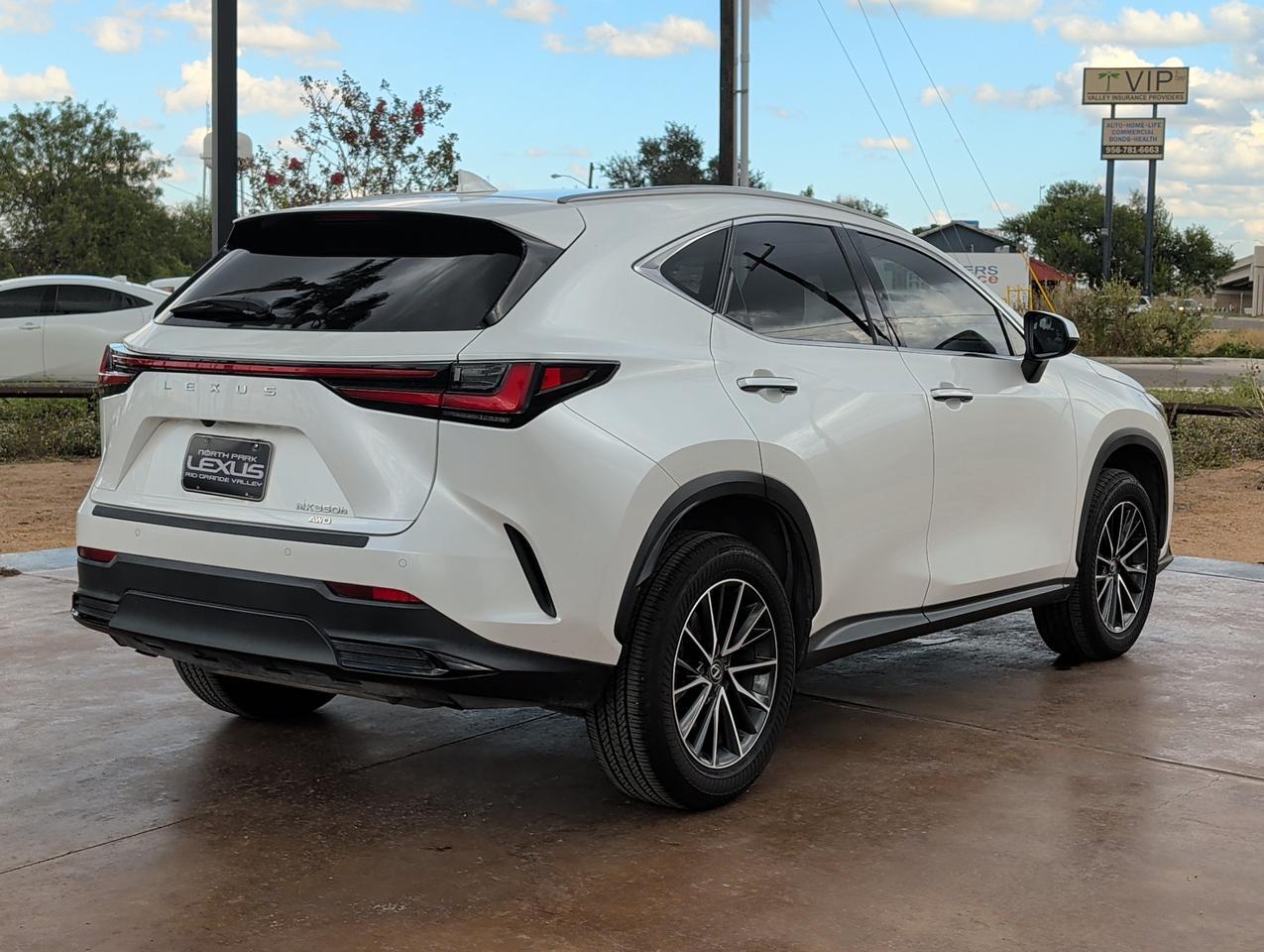 2024 Lexus NX 350h Premium