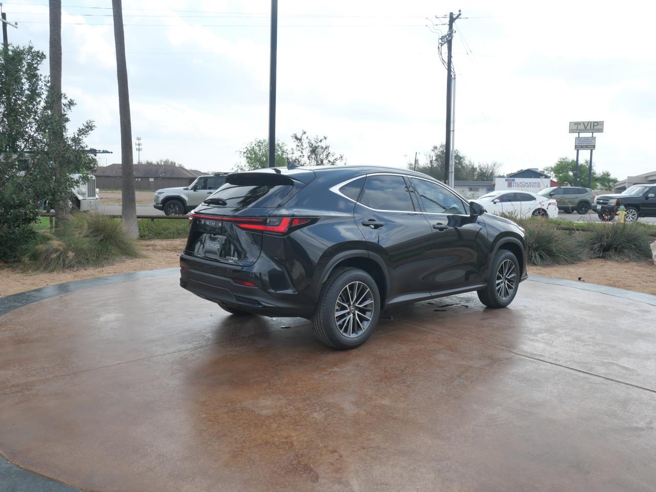 2024 Lexus NX 350h Premium