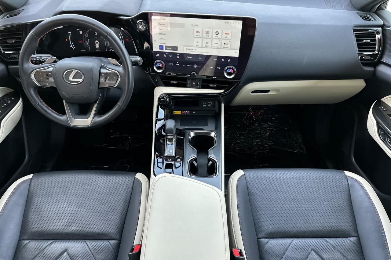 2024 Lexus NX 450h+ Luxury
