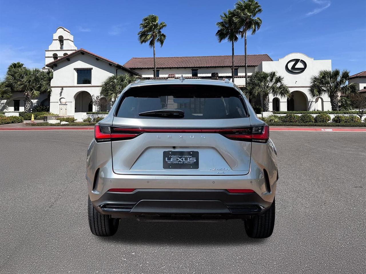 2024 Lexus NX 450h+ Luxury