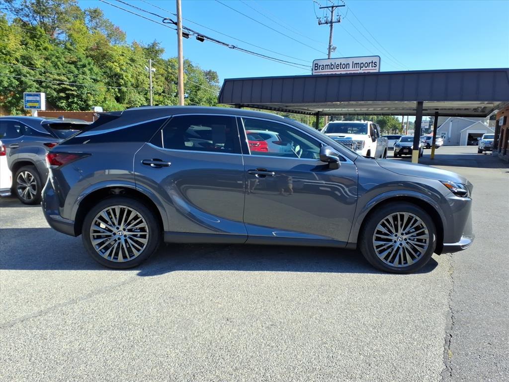 2024 Lexus RX 350 .