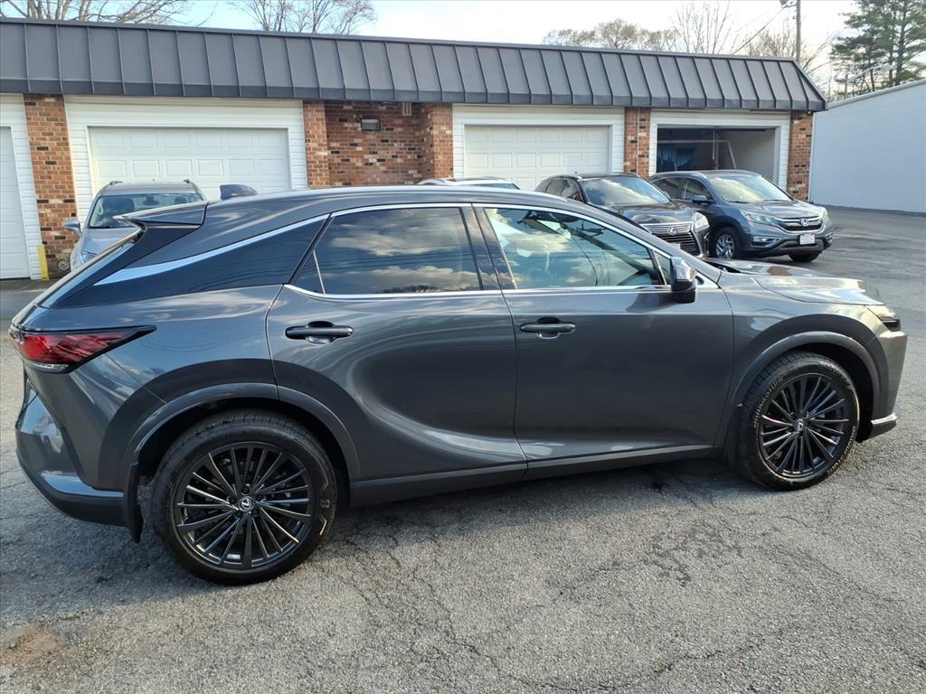 2024 Lexus RX 350 .
