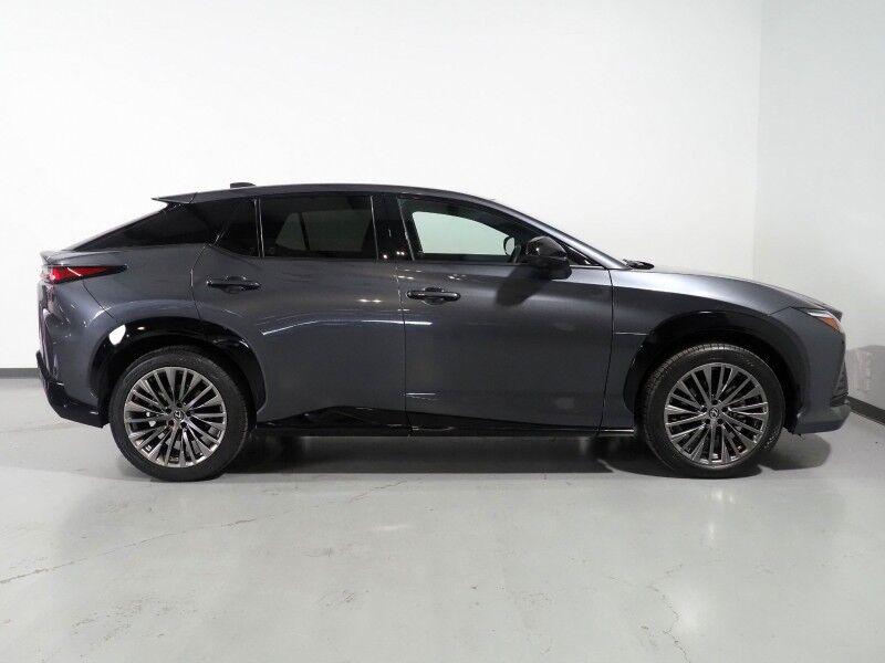 2024 Lexus RZ 300e Luxury *HEADS-UP DISPLAY, NAVIGATION, ADAPTIVE CRUISE, SAFETY ALERTS, 360 CAMERAS, 14 INCH DISPLAY, DYNAMIC SKY PANO GLASS ROOF, ULTRASUEDE, CLIMATE SEATS, HEATED STEERING, MARK LEVINSON, WIRELESS CHARGING, ANDROID & APPLE Round Rock TX