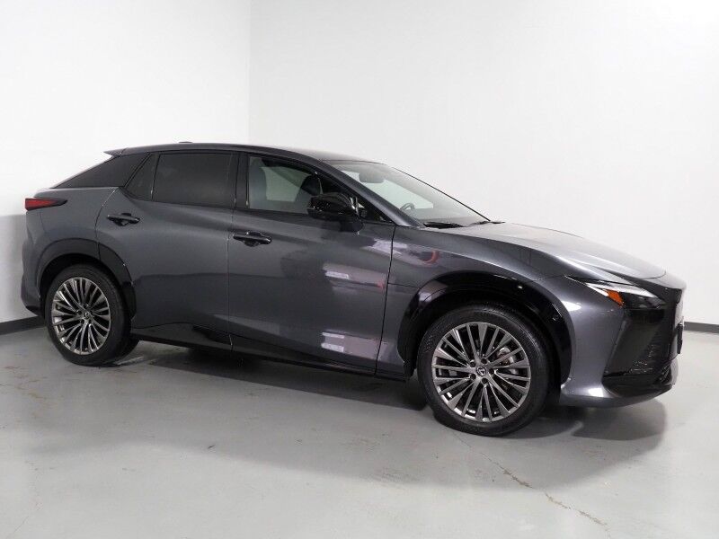 2024 Lexus RZ Luxury's photo