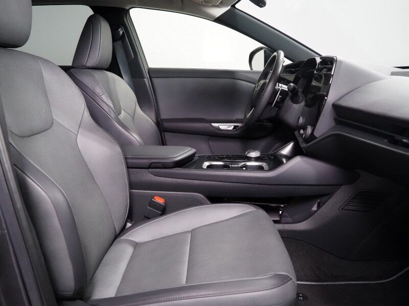 2024 Lexus RZ 300e Premium *NAVIGATION, ADAPTIVE CRUISE, SAFETY ALERTS, 360 VIEW CAMERAS, 14 INCH DISPLAY, PANORAMA GLASS ROOF, CLIMATE SEATS, HEATED STEERING, POWER LIFTGATE, WIRELESS CHARGING, ANDROID & APPLE Round Rock TX