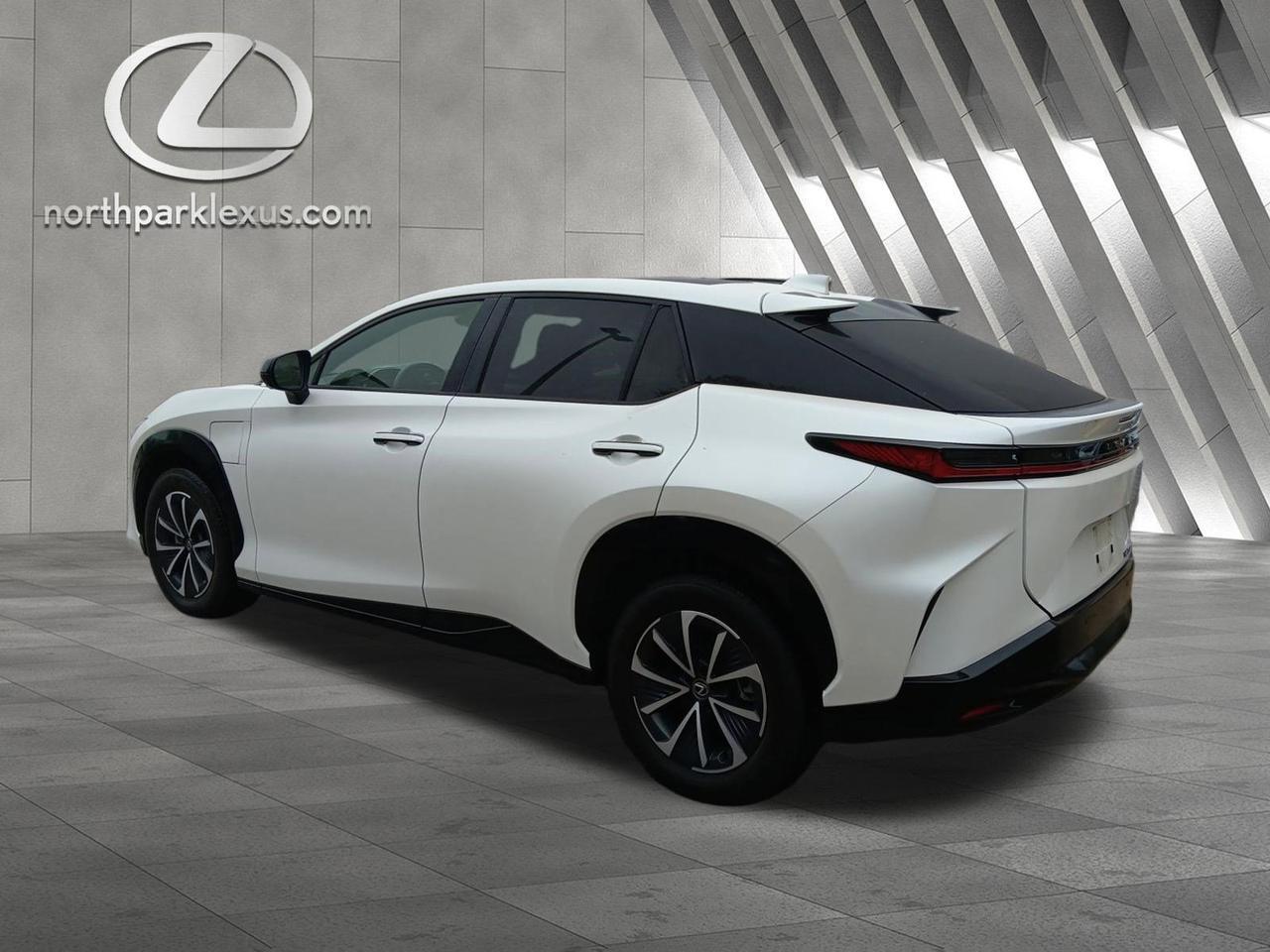 2024 Lexus RZ 300e Premium