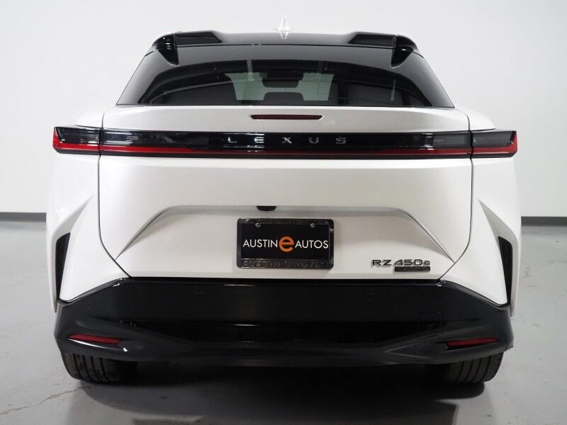 2024 Lexus RZ 450e Luxury AWD *HEADS-UP DISPLAY, NAVIGATION, ADAPTIVE CRUISE, SAFETY ALERTS, 360 VIEW CAMERAS, 14 INCH DISPLAY, DYNAMIC SKY PANO ROOF, ULTRASUEDE, CLIMATE SEATS, INTUITIVE PARK ASSIST, MARK LEVINSON, WIRELESS CHARGING Round Rock TX