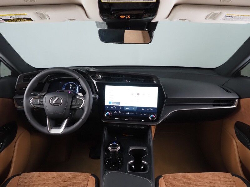 2024 Lexus RZ 450e Luxury AWD *HEADS-UP DISPLAY, NAVIGATION, ADAPTIVE CRUISE, SAFETY ALERTS, 360 VIEW CAMERAS, 14 INCH DISPLAY, DYNAMIC SKY PANO ROOF, ULTRASUEDE, CLIMATE SEATS, INTUITIVE PARK ASSIST, MARK LEVINSON, WIRELESS CHARGING