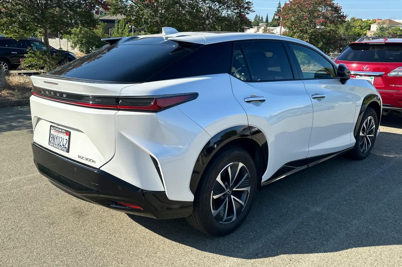 2024 Lexus RZ Premium
