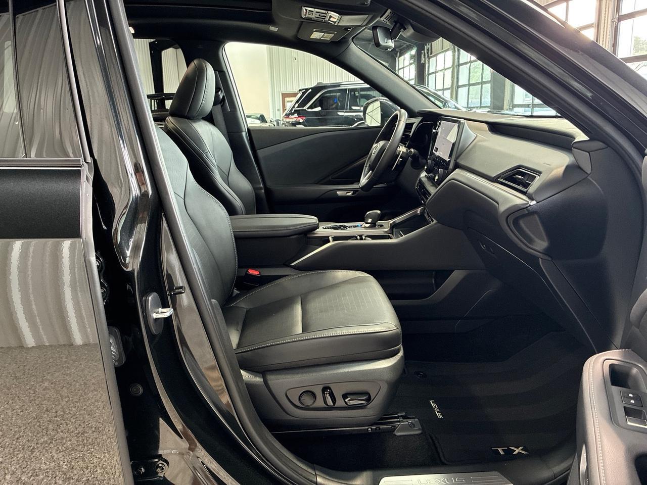2024 Lexus TX350 Premium, Heated & Ventilated 2nd Row Captain's Seats, Cold Area Pkg Houston TX