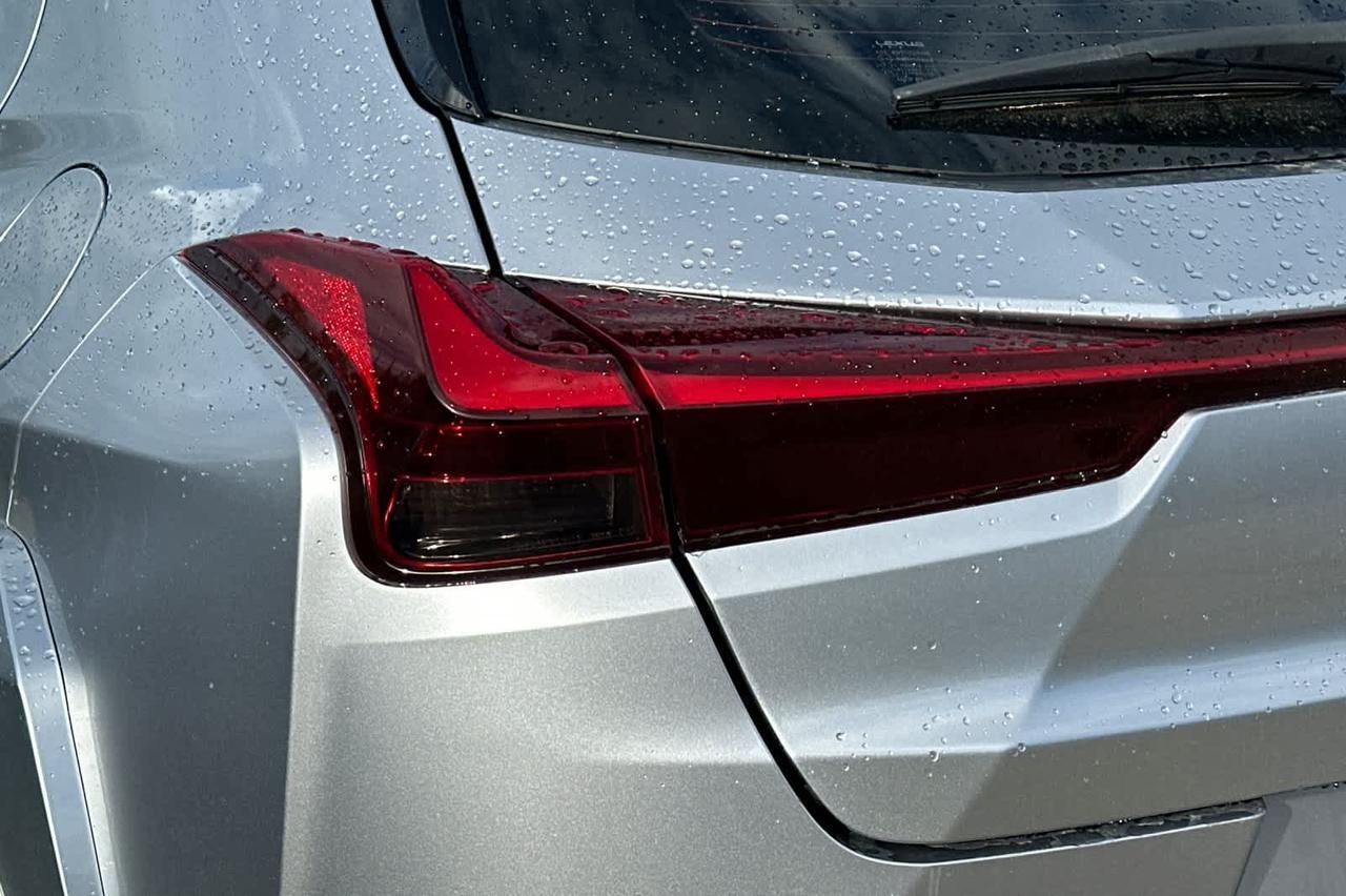 2024 Lexus UX 250h F SPORT Design Roseville CA