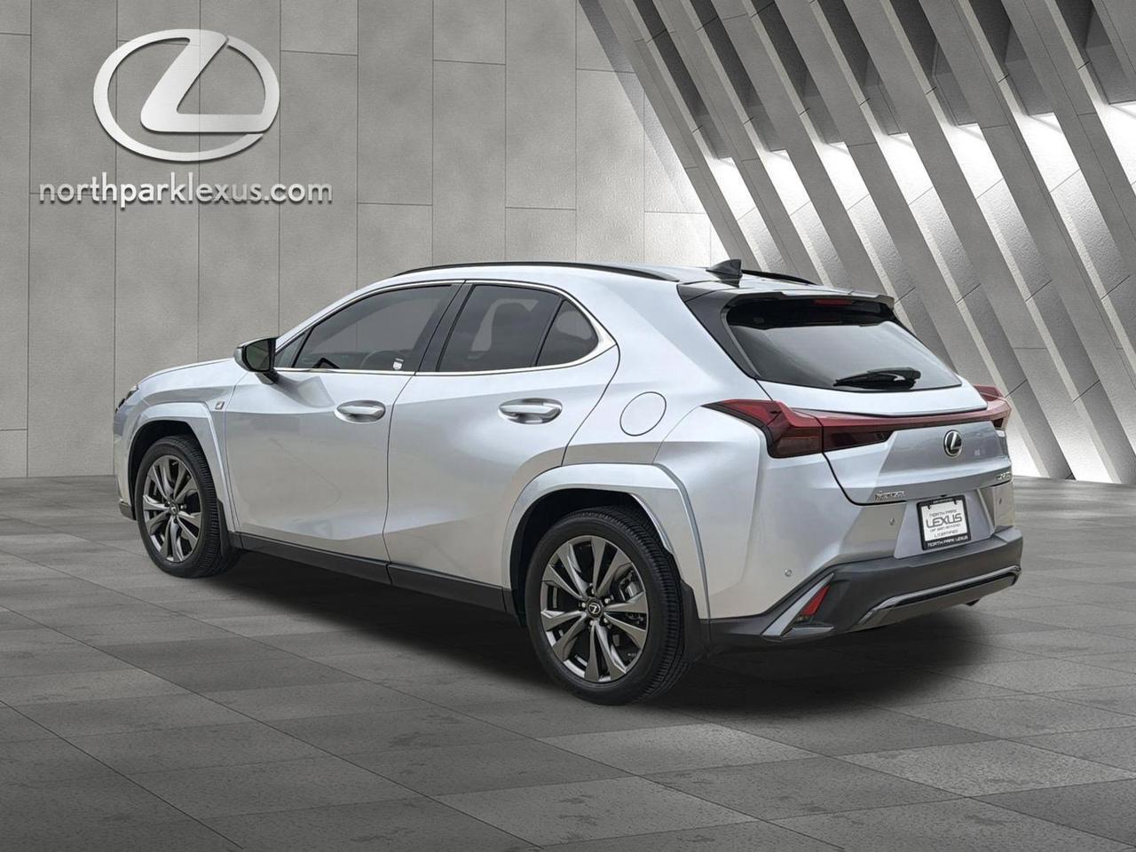 2024 Lexus UX 250h F SPORT Handling