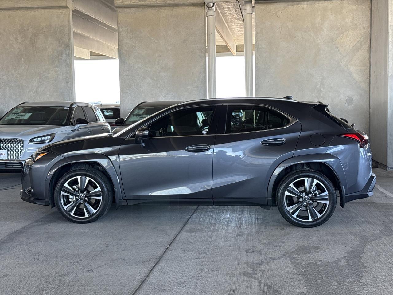 2024 Lexus UX 250h Premium