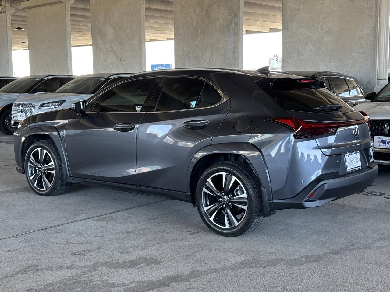 2024 Lexus UX 250h Premium
