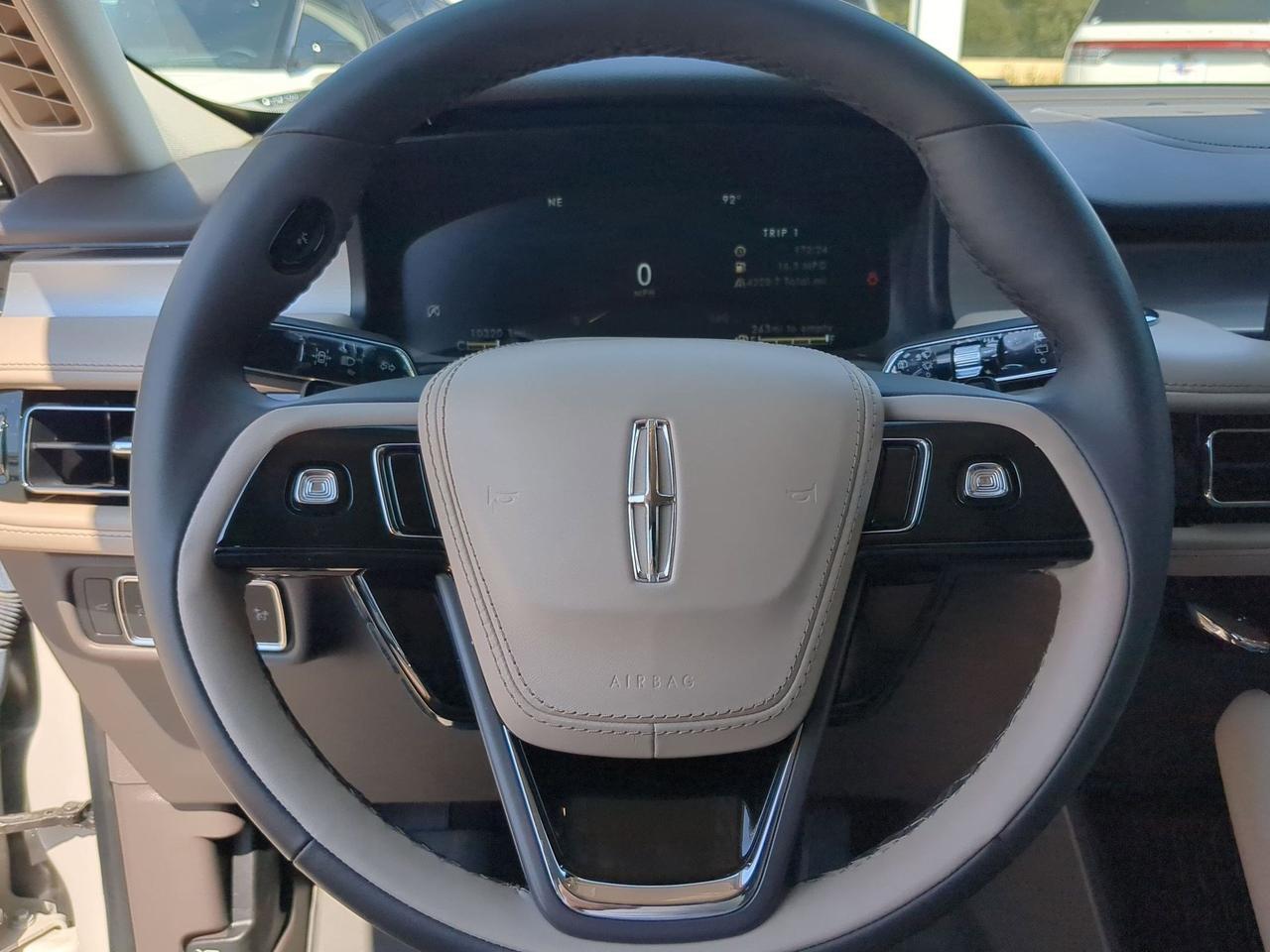 2024 Lincoln Aviator Premiere