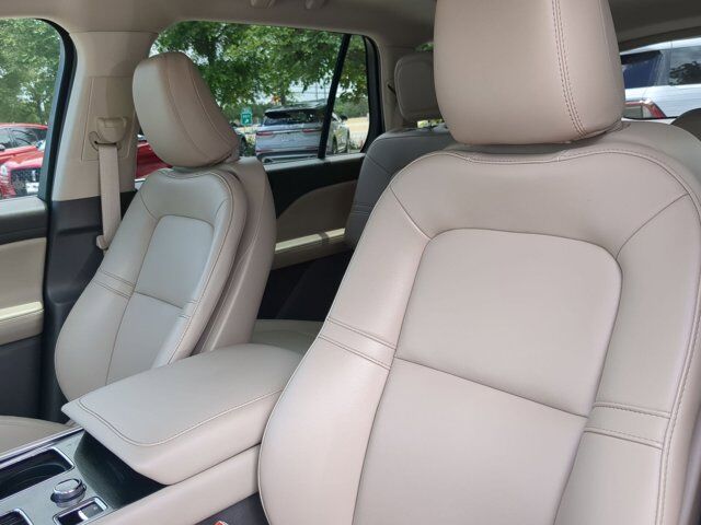 2024 Lincoln Aviator Premiere