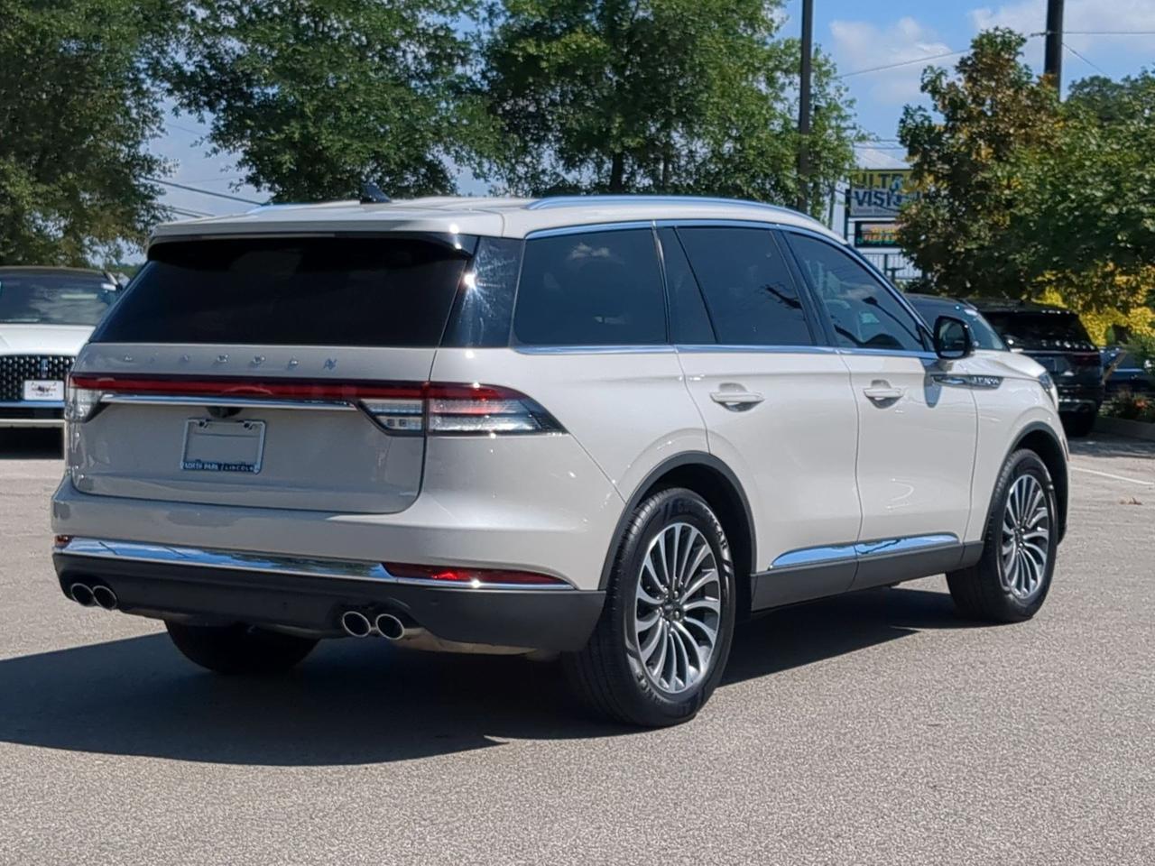 2024 Lincoln Aviator Premiere