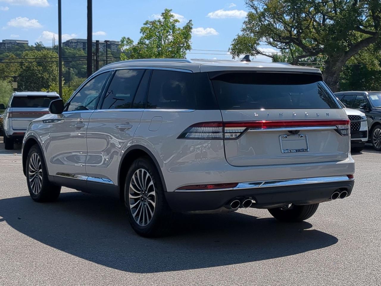 2024 Lincoln Aviator Premiere