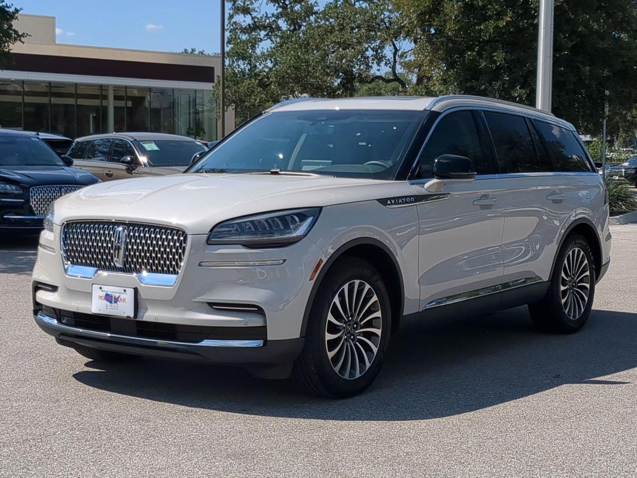 2024 Lincoln Aviator Premiere