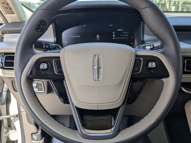 2024 Lincoln Aviator Premiere