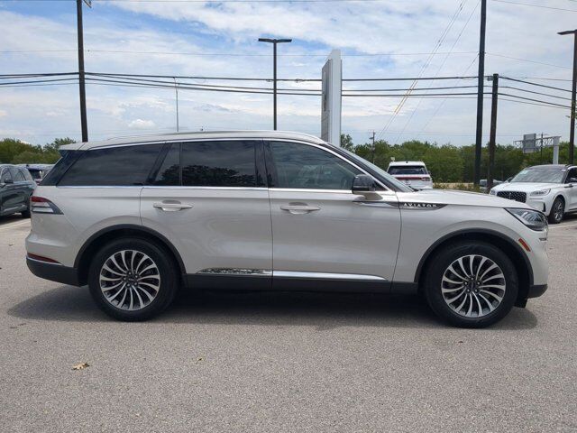 2024 Lincoln Aviator Premiere