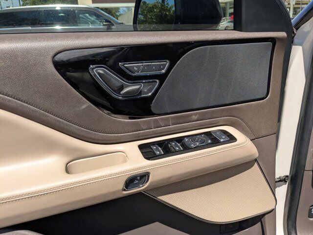 2024 Lincoln Aviator Premiere