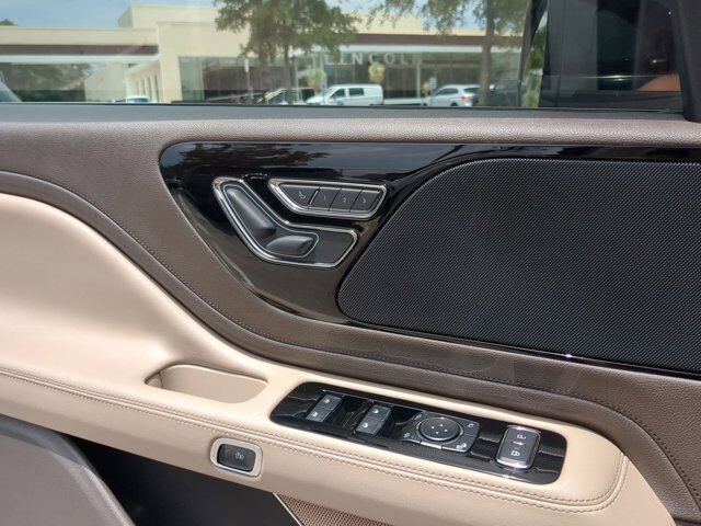2024 Lincoln Aviator Premiere