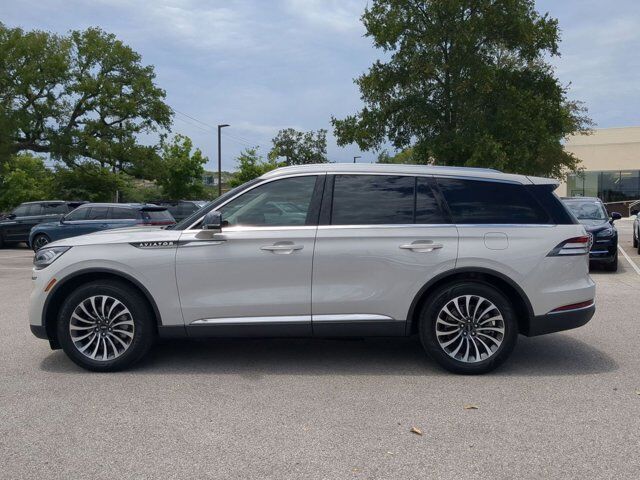 2024 Lincoln Aviator Premiere