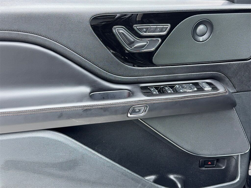 2024 Lincoln Aviator Reserve NAV,CAM,PANO,HTD STS,BLIND SPOT,3RD ROW Plano TX