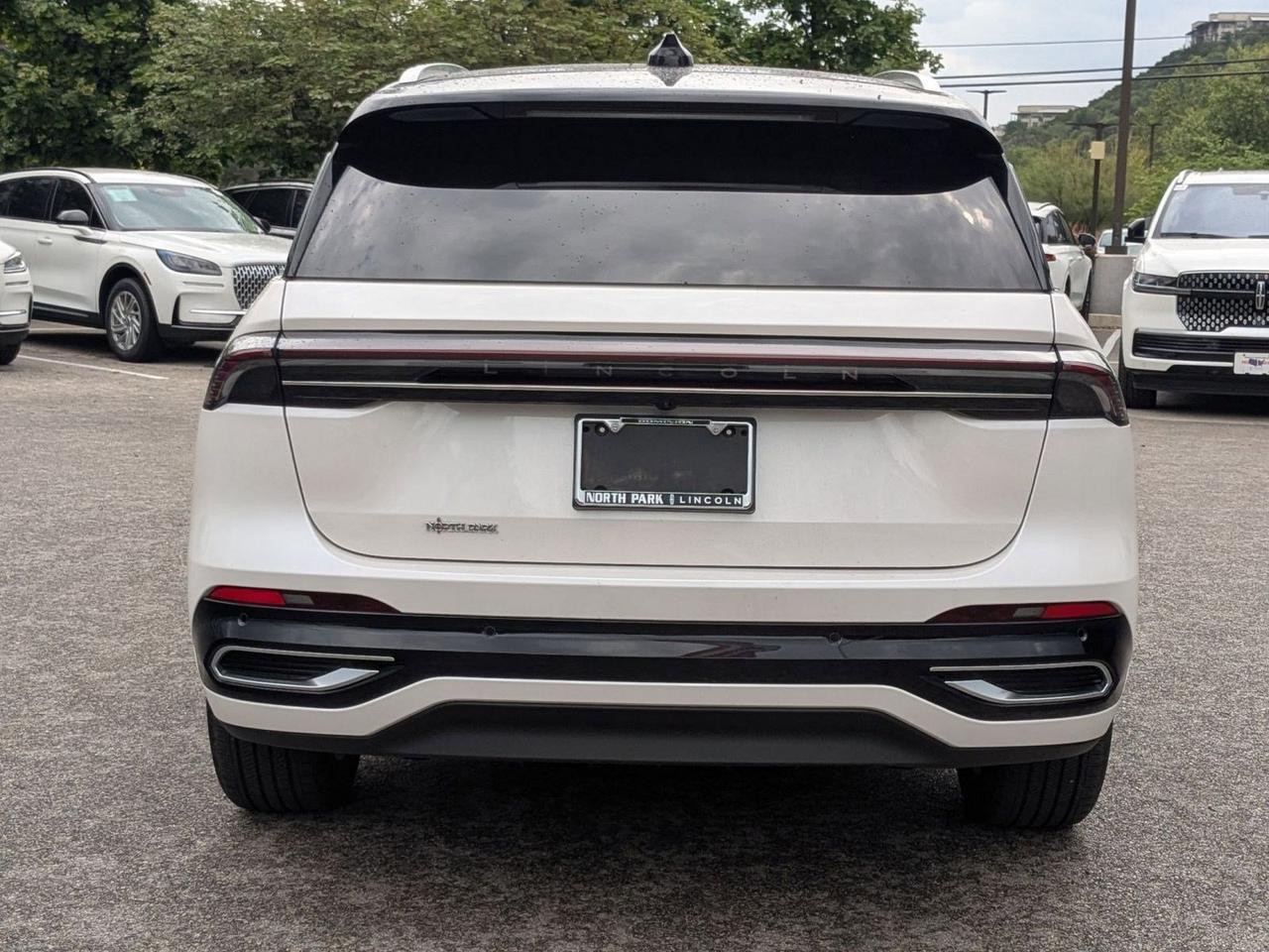 2024 Lincoln Nautilus Black Label