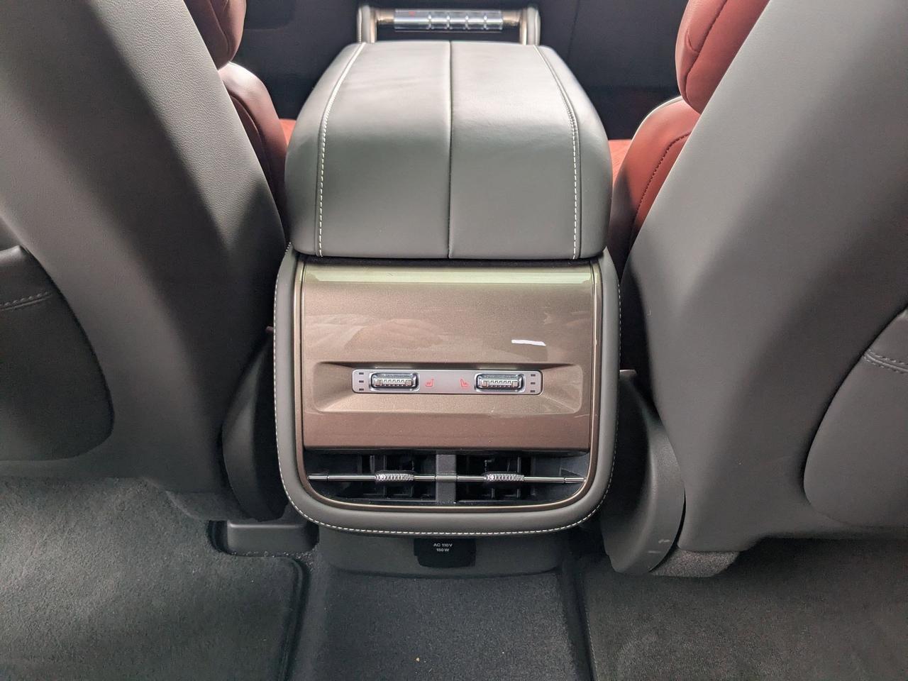 2024 Lincoln Nautilus Black Label