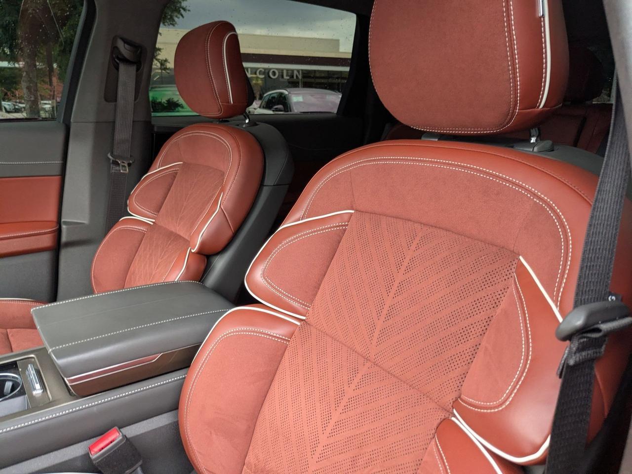 2024 Lincoln Nautilus Black Label