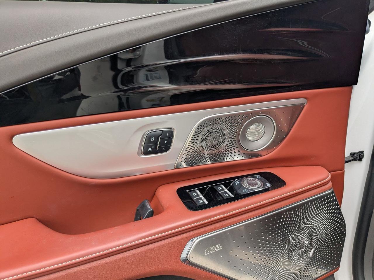 2024 Lincoln Nautilus Black Label