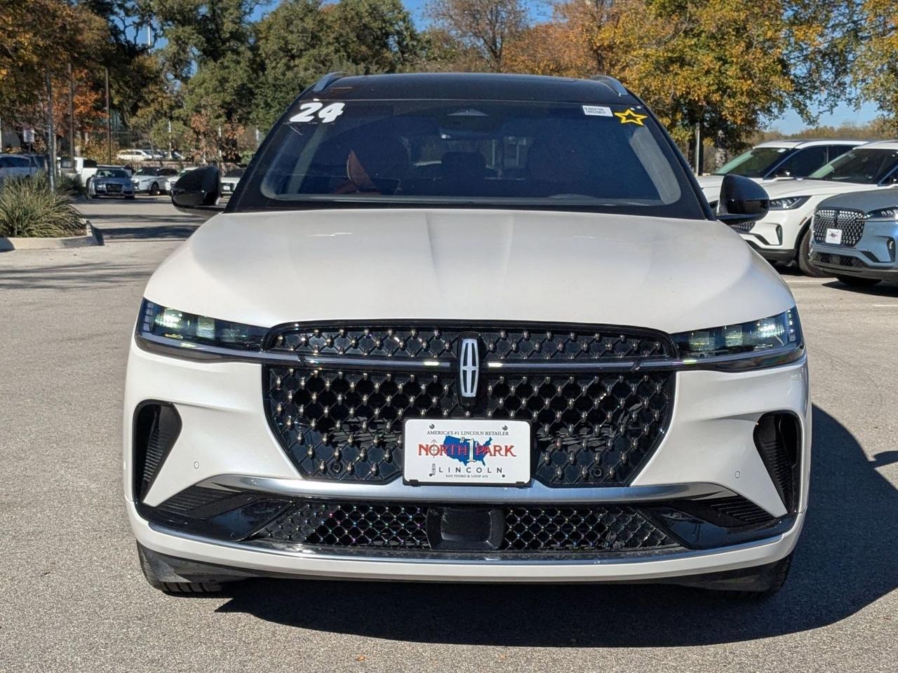 2024 Lincoln Nautilus Black Label