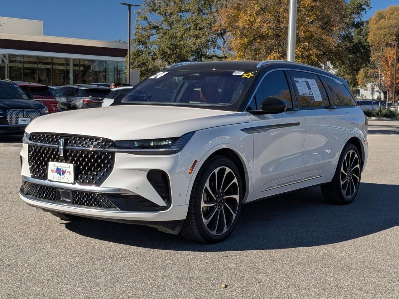 2024 Lincoln Nautilus Black Label