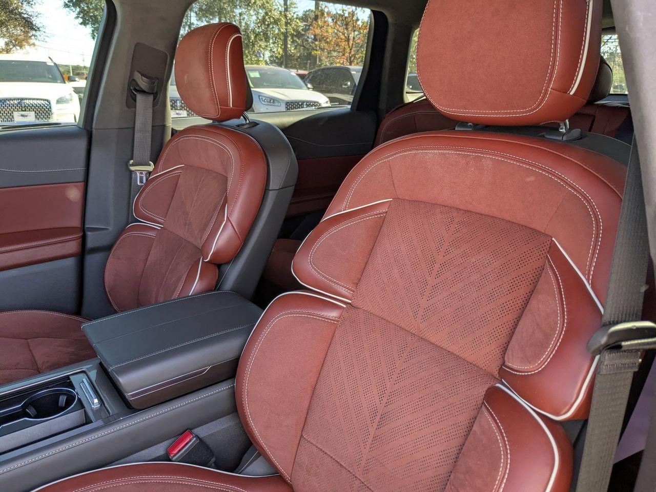 2024 Lincoln Nautilus Black Label